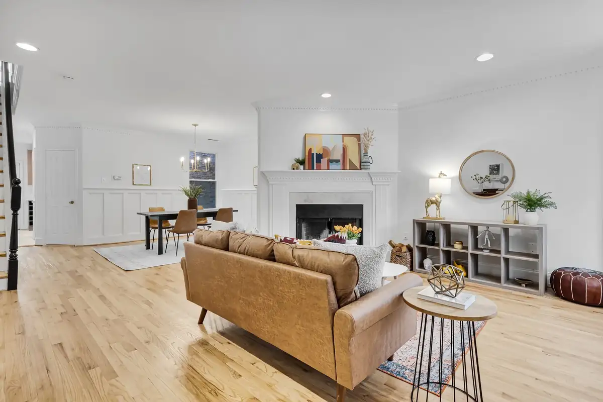 122 Thomas St NW-0004.jpg