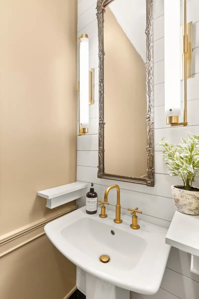 1519 Kingman Pl-0026.jpg