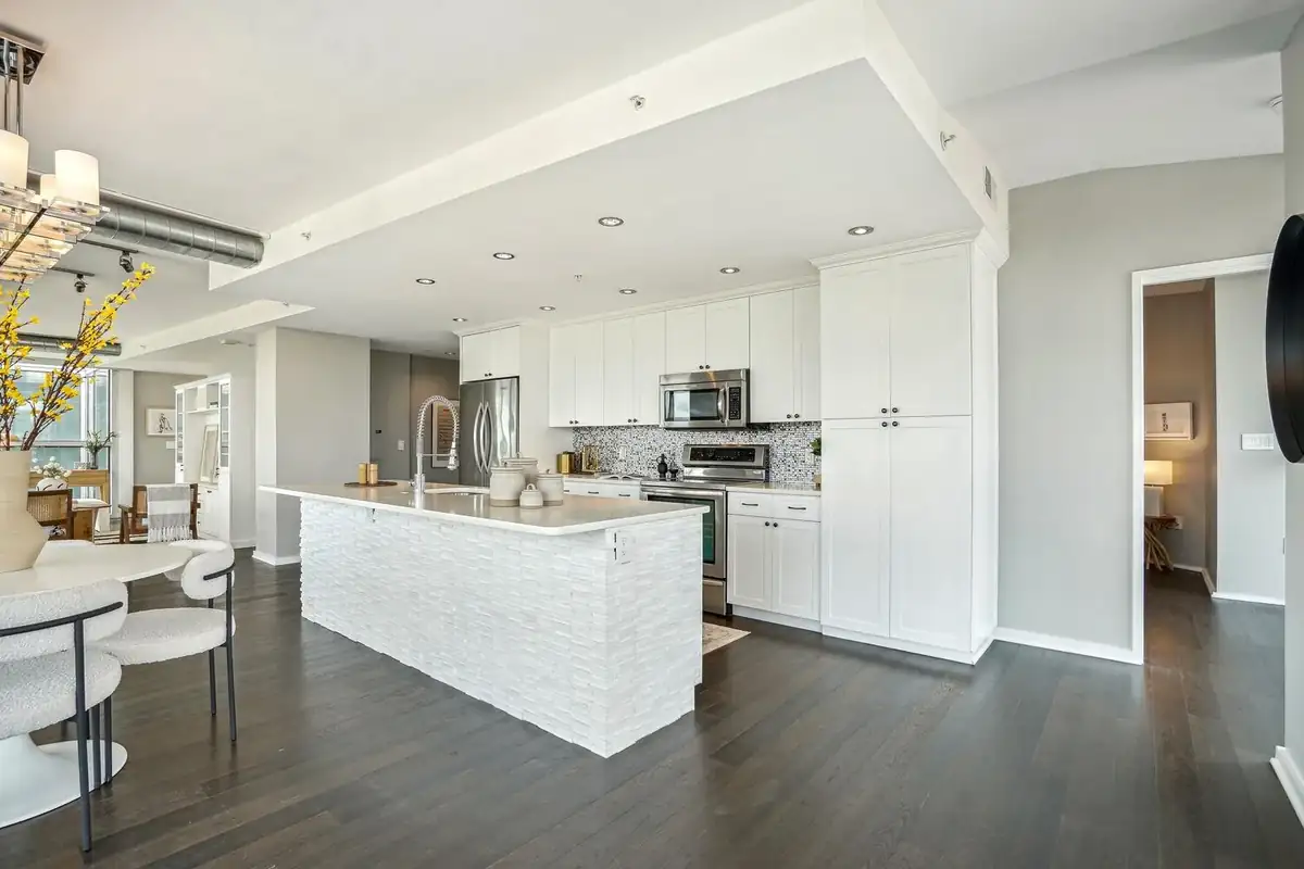3409 Wilson Boulevard-large-034-033-003 2-1500x1000-72dpi.jpg