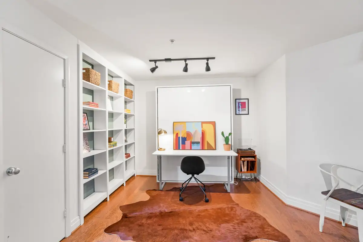 2020 12th St NW T10-20.jpg