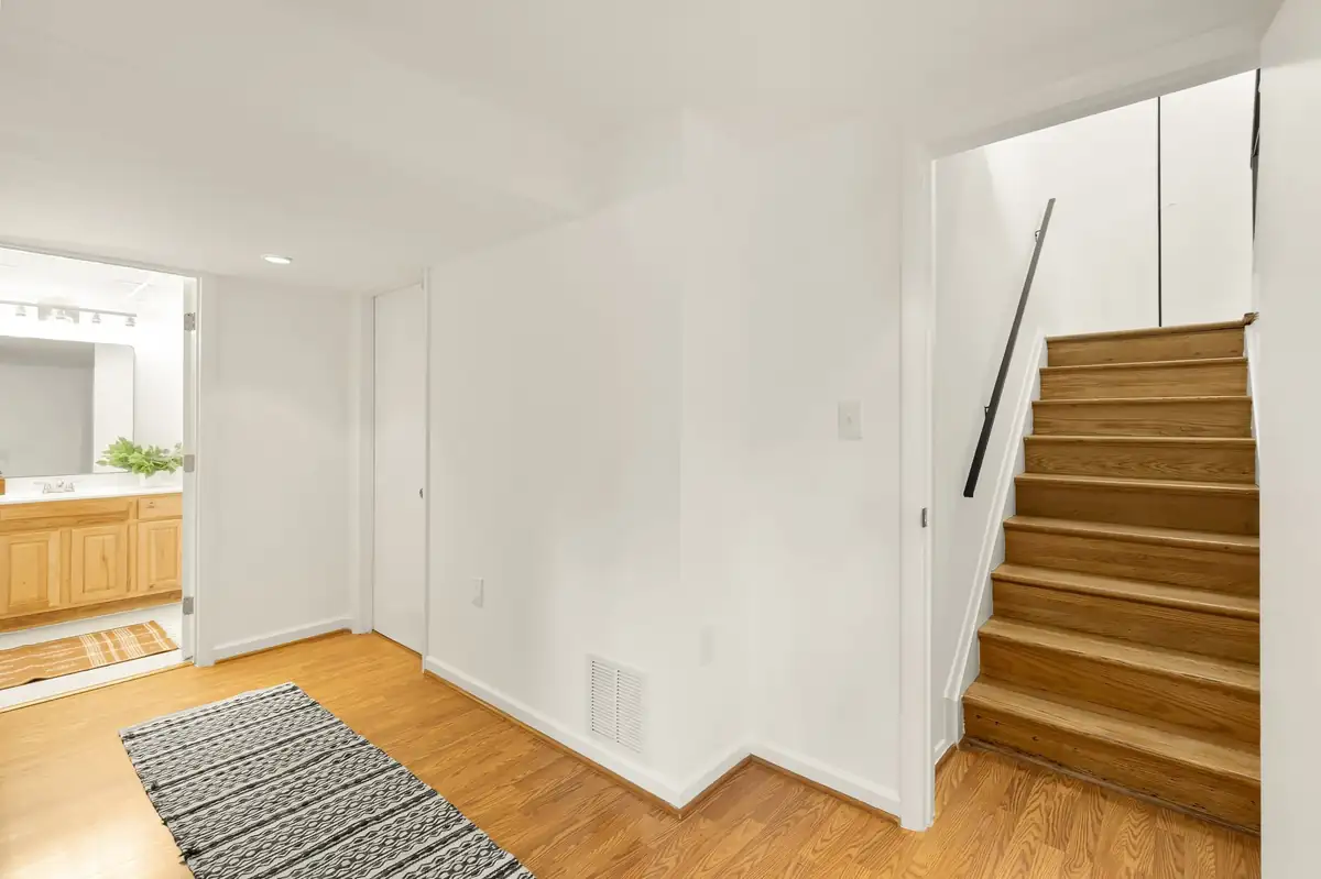 2619 Cory Terrace-0028.jpg
