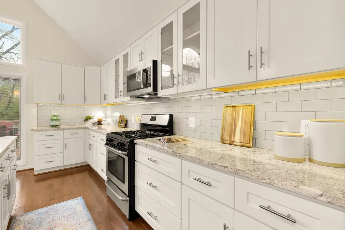 5816 Vandergrift Ave-0024.jpg
