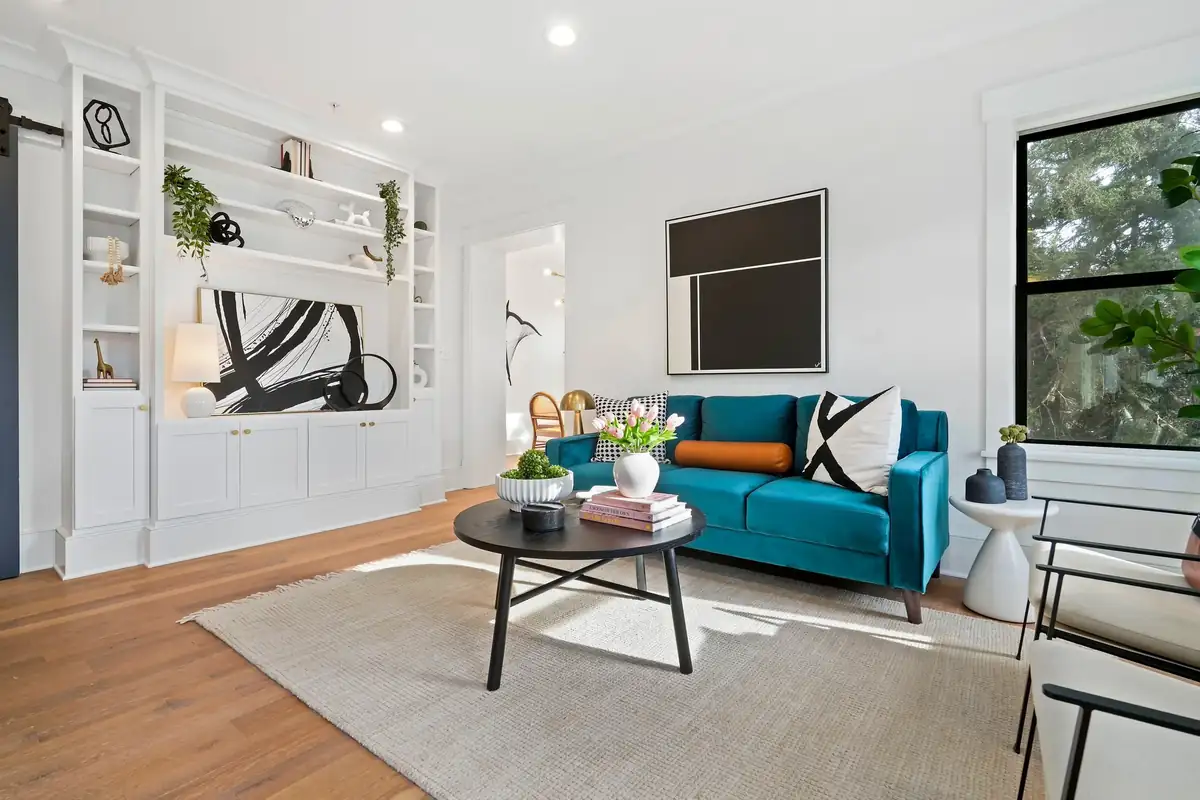Home staging at 3645 Warder St NW #3
