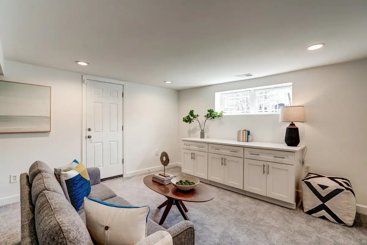 401 Delafield Pl NW-64.jpg