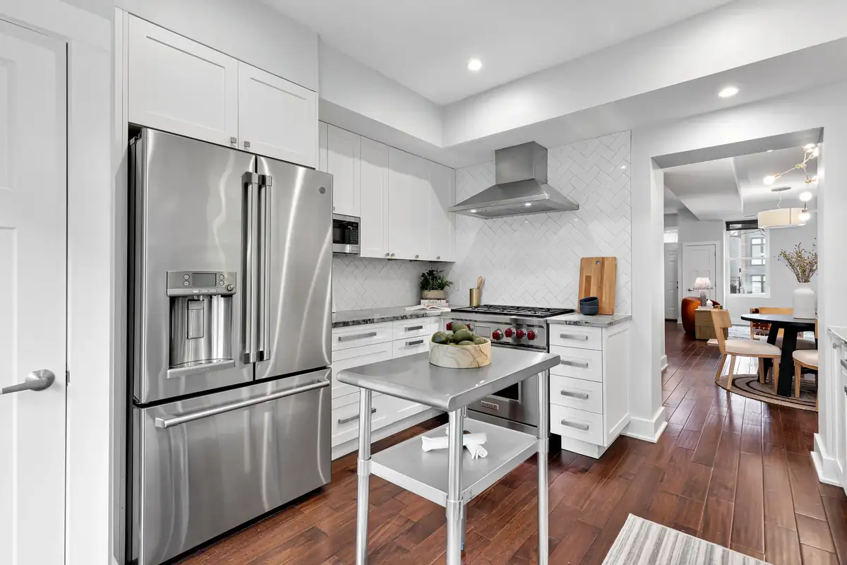 1830 6th St NW-0016.jpg