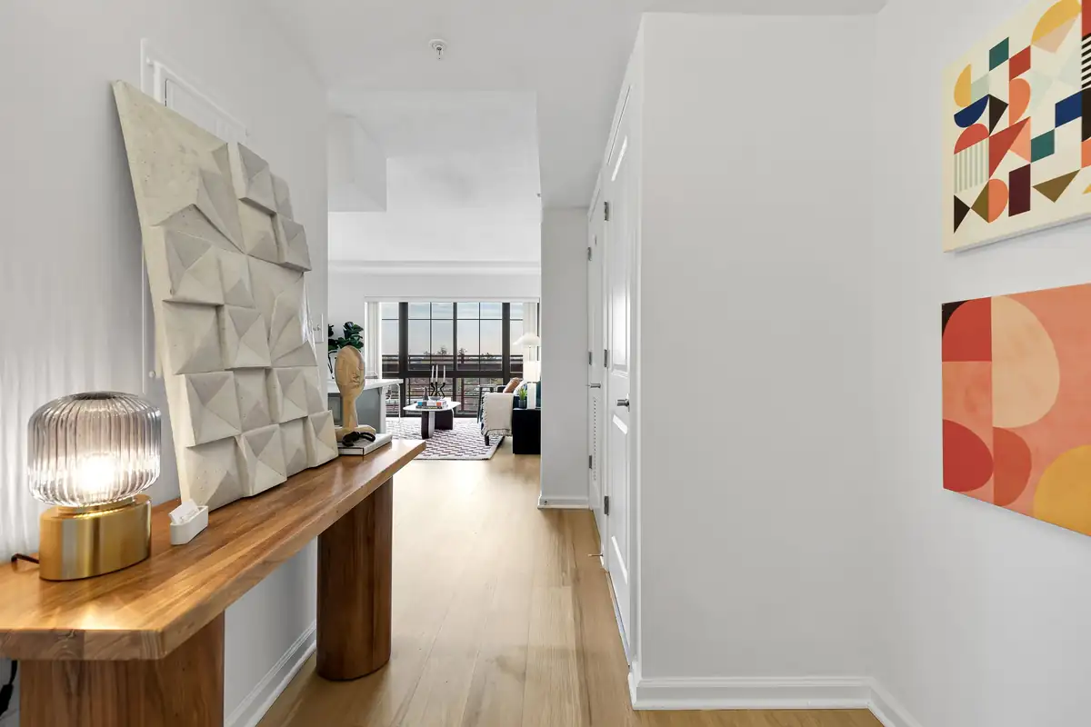 Home staging at 7915 Eastern Ave #914