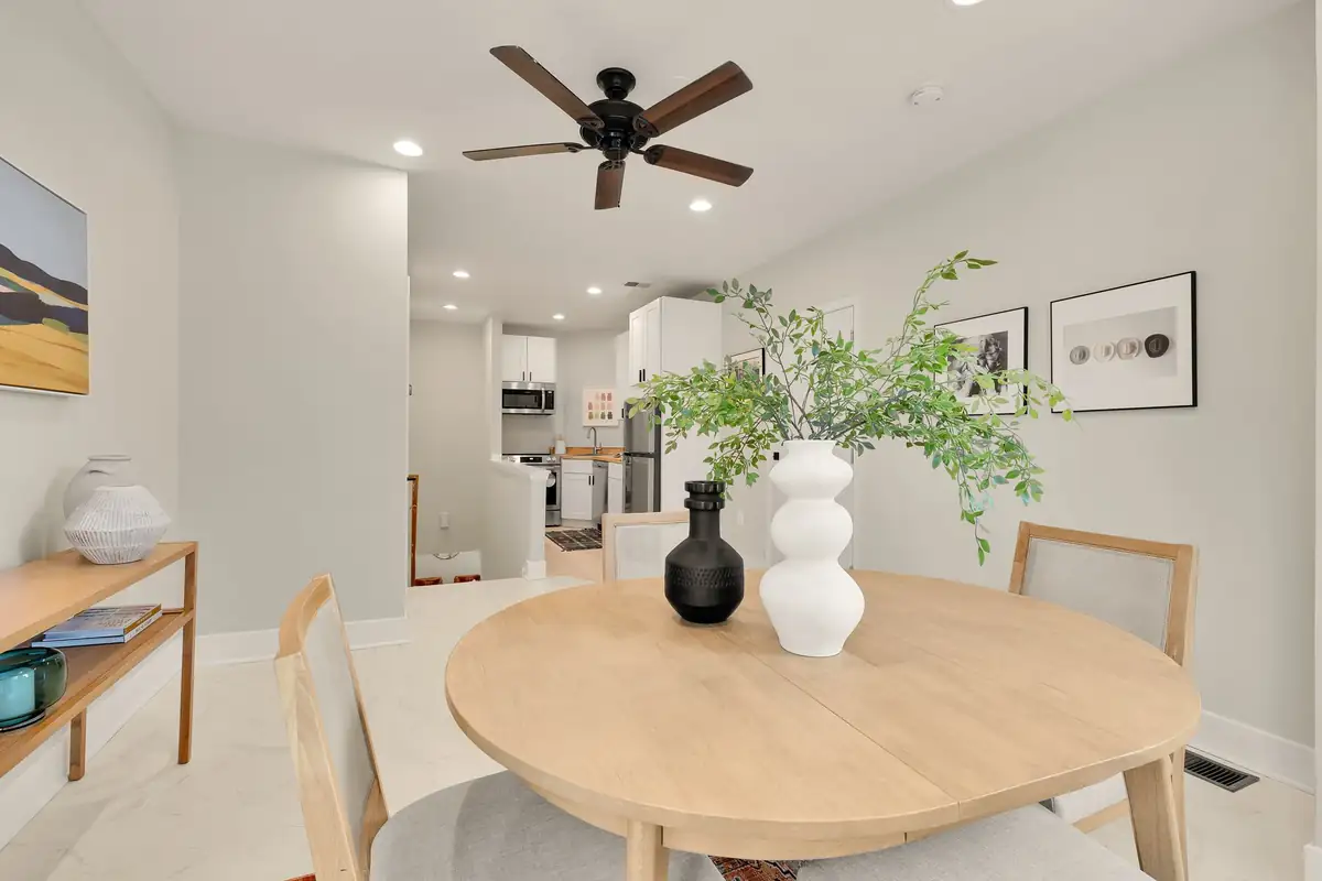 3217 13th St NW 1-0014.jpg