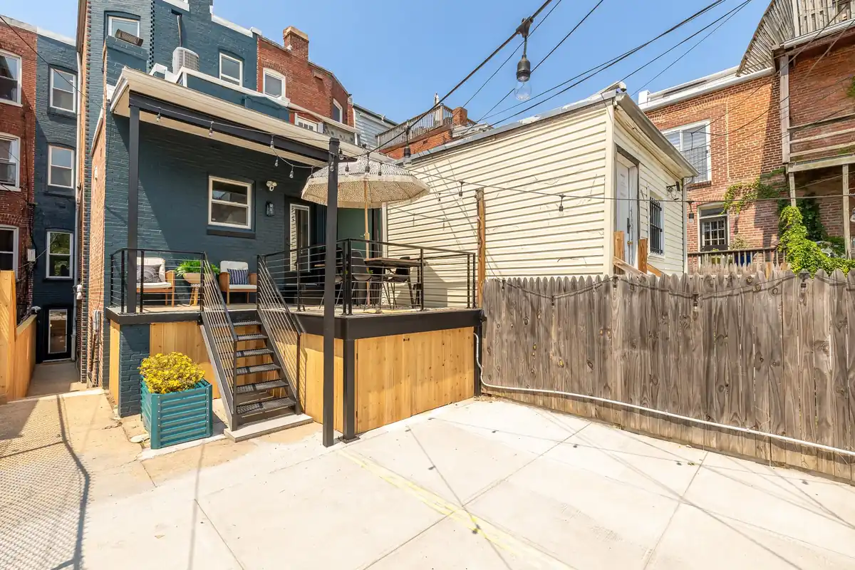 3217 13th St NW 1-0038.jpg