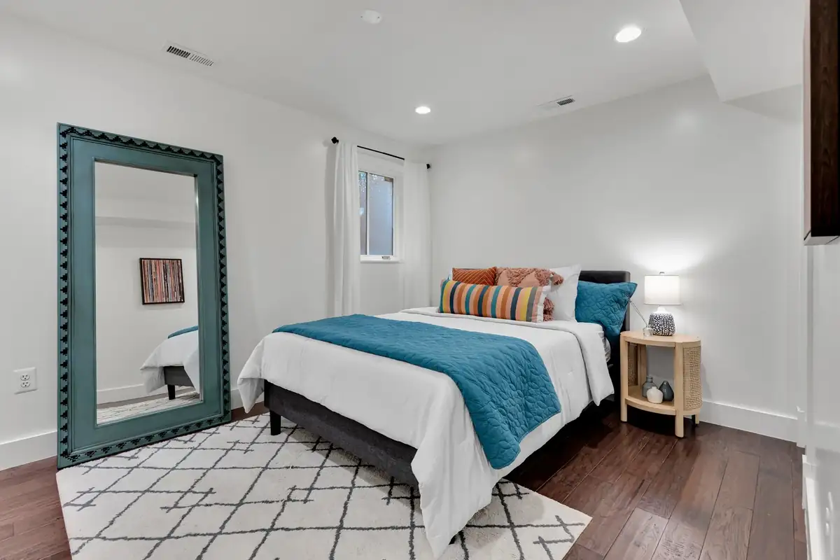 801 Q St NW 1-0028.jpg