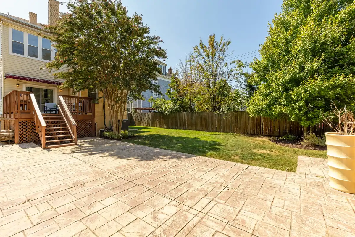 1411 Longfellow St NW-0088.jpg