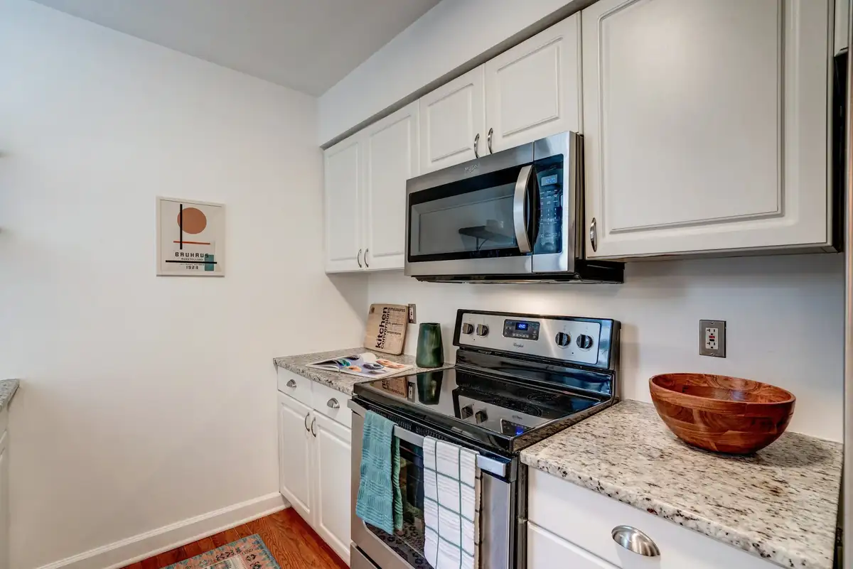 1308 Clifton St NW #405_0023.jpg