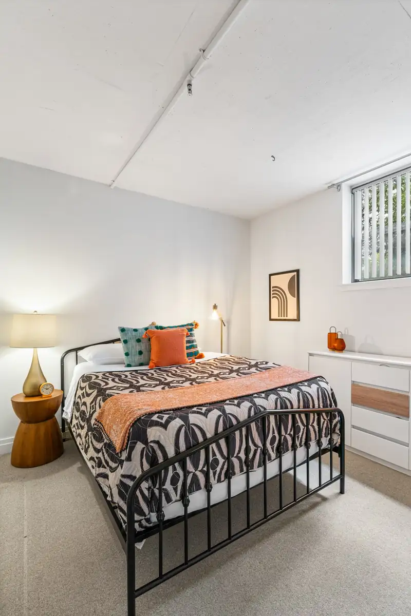 2020 12th St NW T10-49.jpg