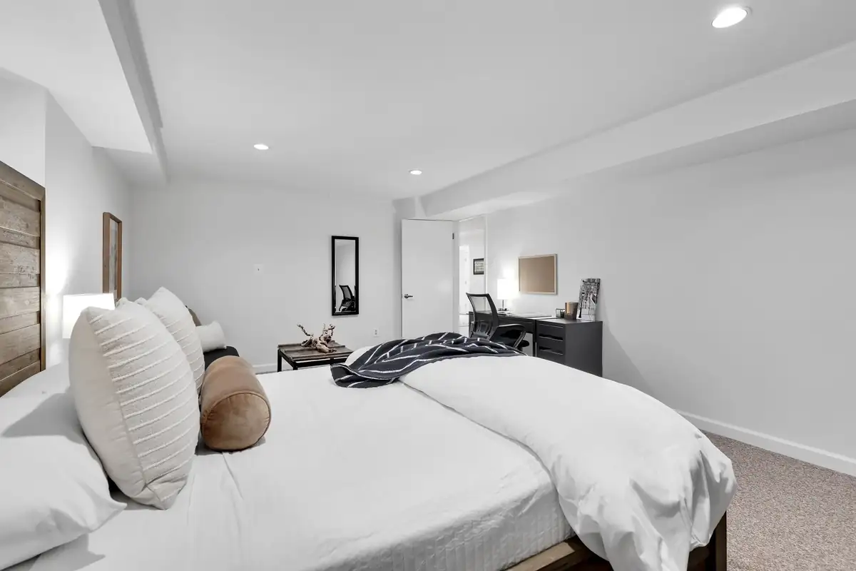 7208 Bybrook Ln-0049.jpg