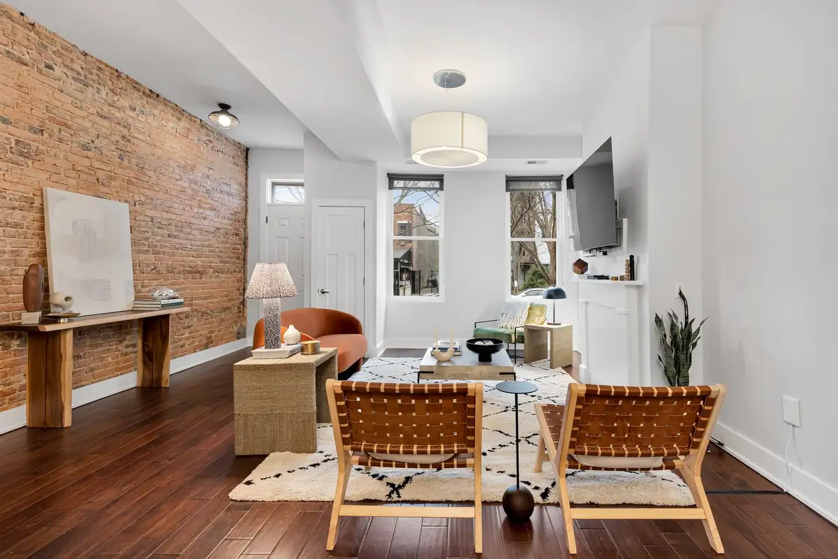 1830 6th St NW-0007.jpg