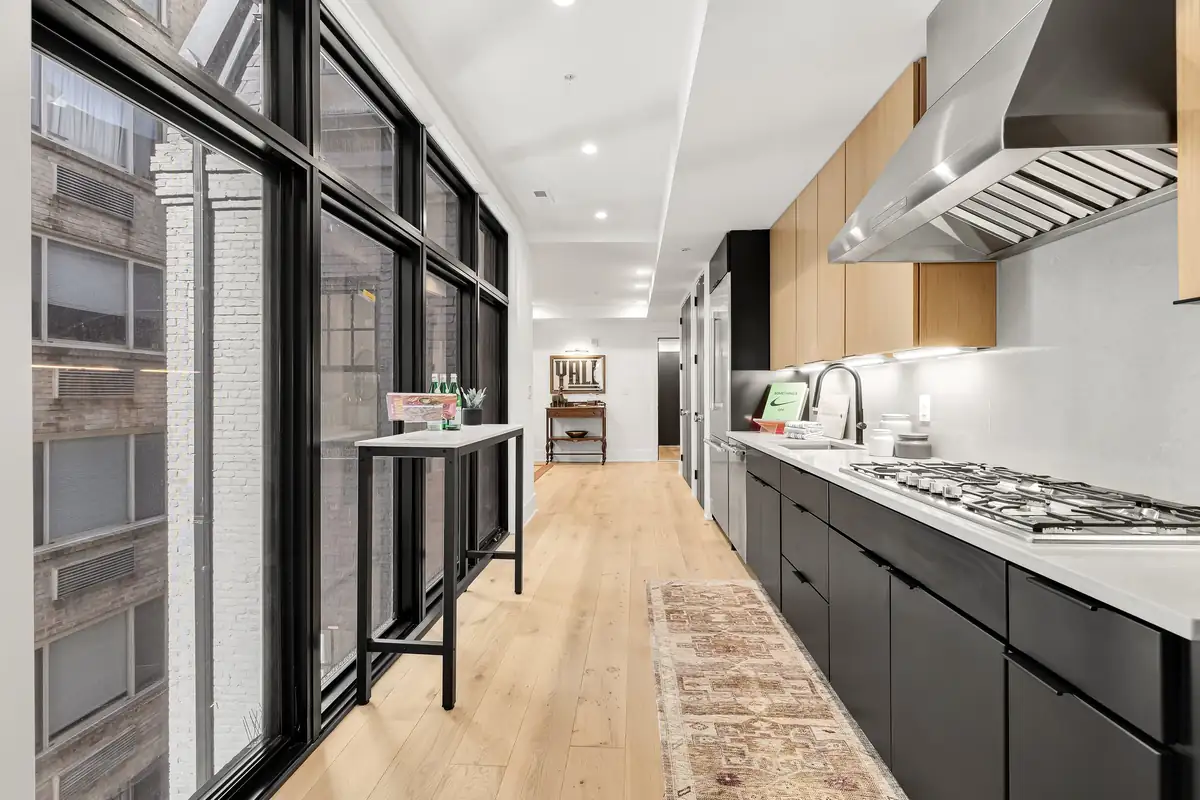 1460 Rhode Island Ave NW P8-0014.jpg