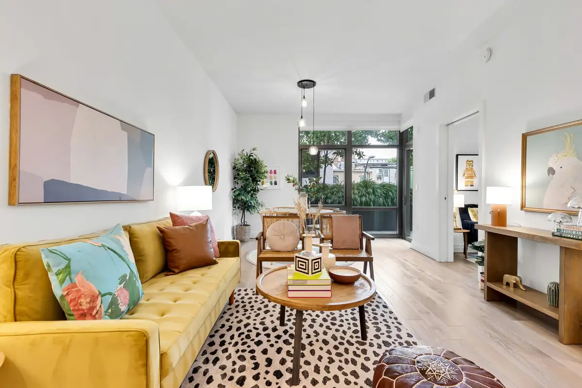 810 O St NW 207 -0013.jpg
