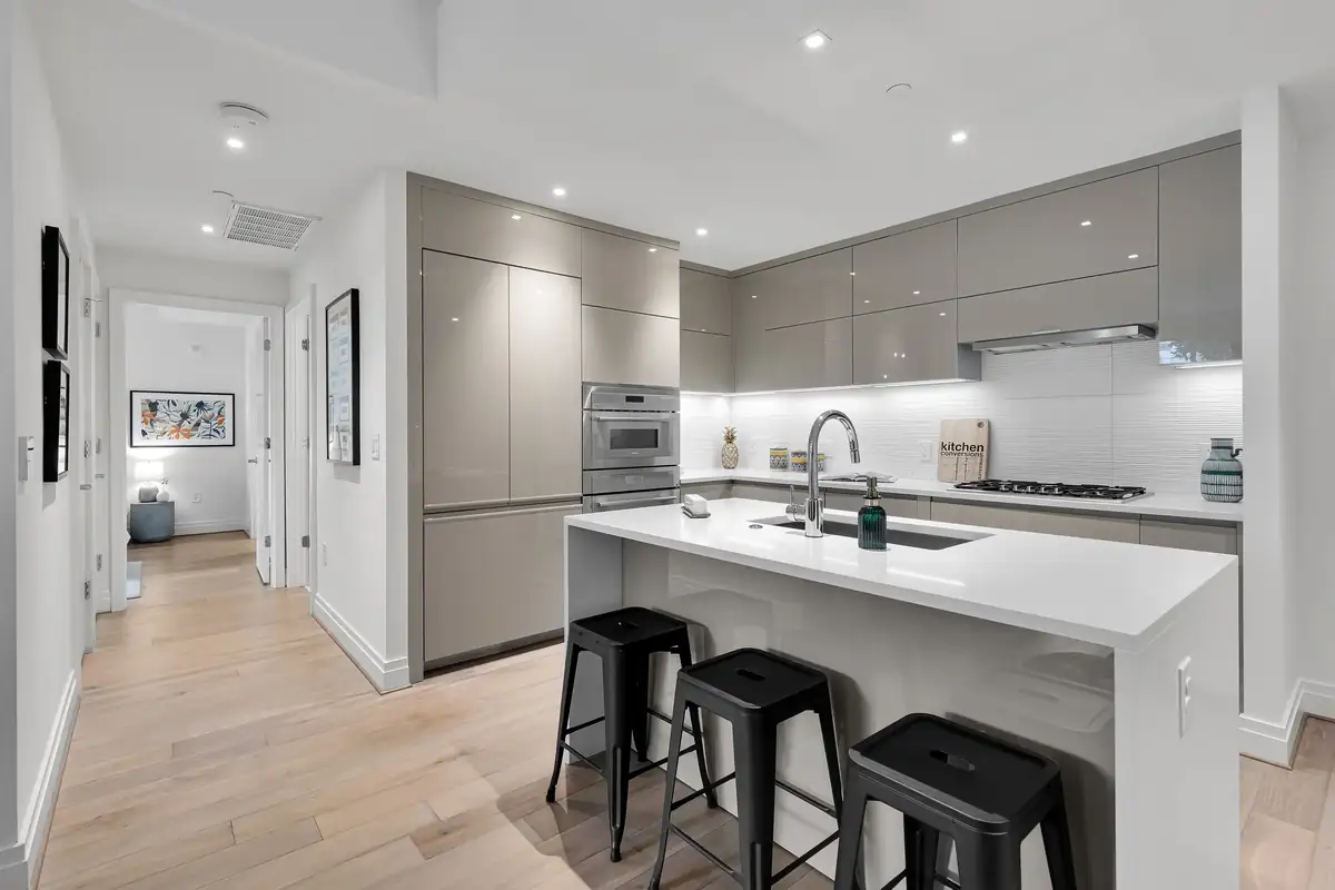 810 O St NW 207 -0010.jpg