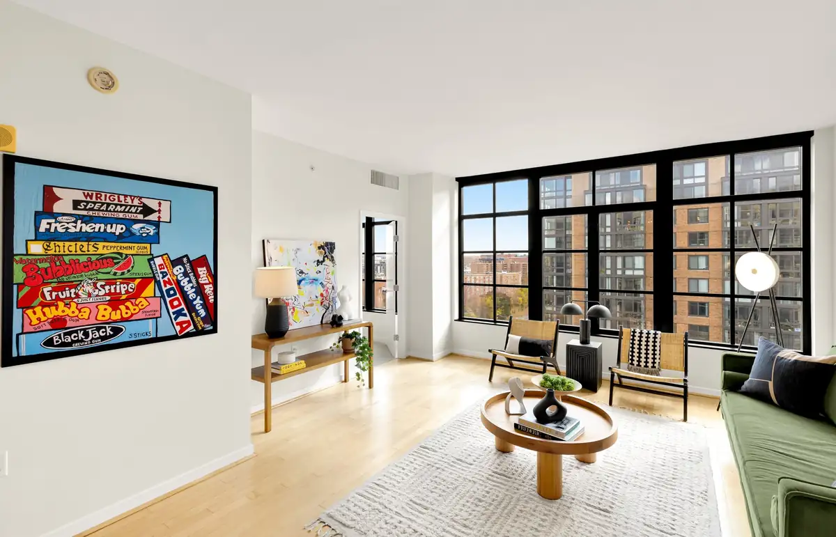 437 New York Ave NW 906-0020.jpg