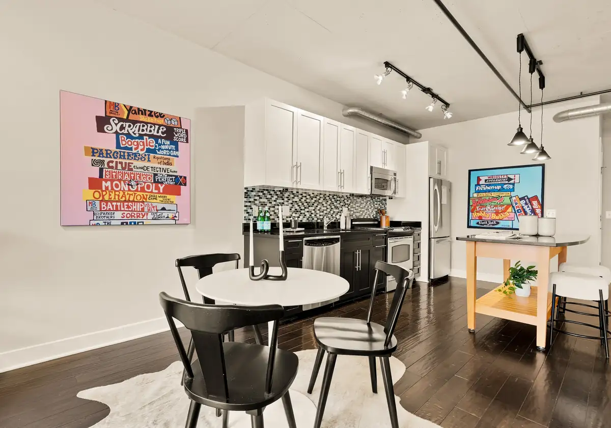2125 14th St NW 427-0021.jpg