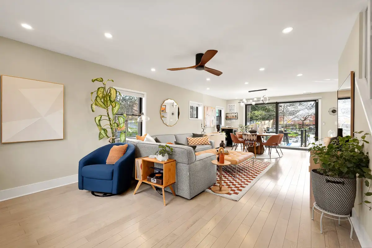 8215 Roanoke Ave Reshoot-0005.jpg