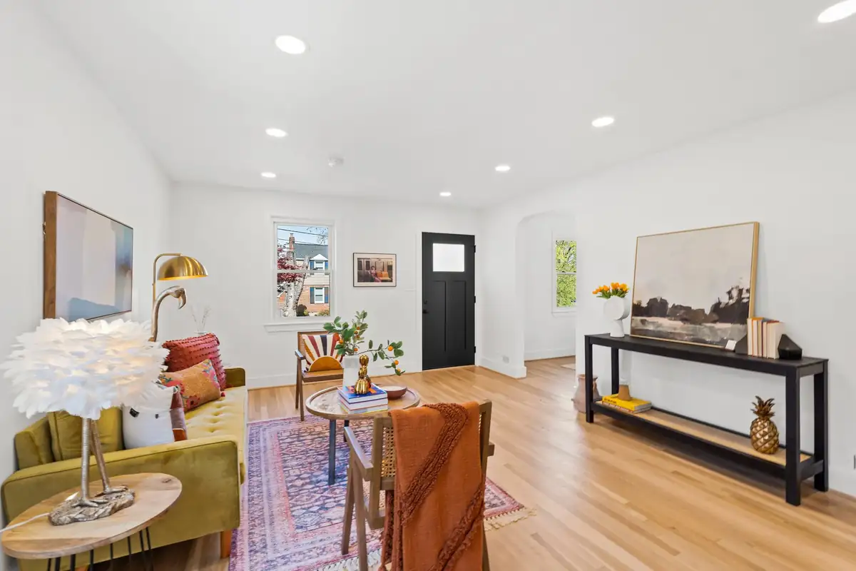 1515 Jonathan St - 0020.jpg