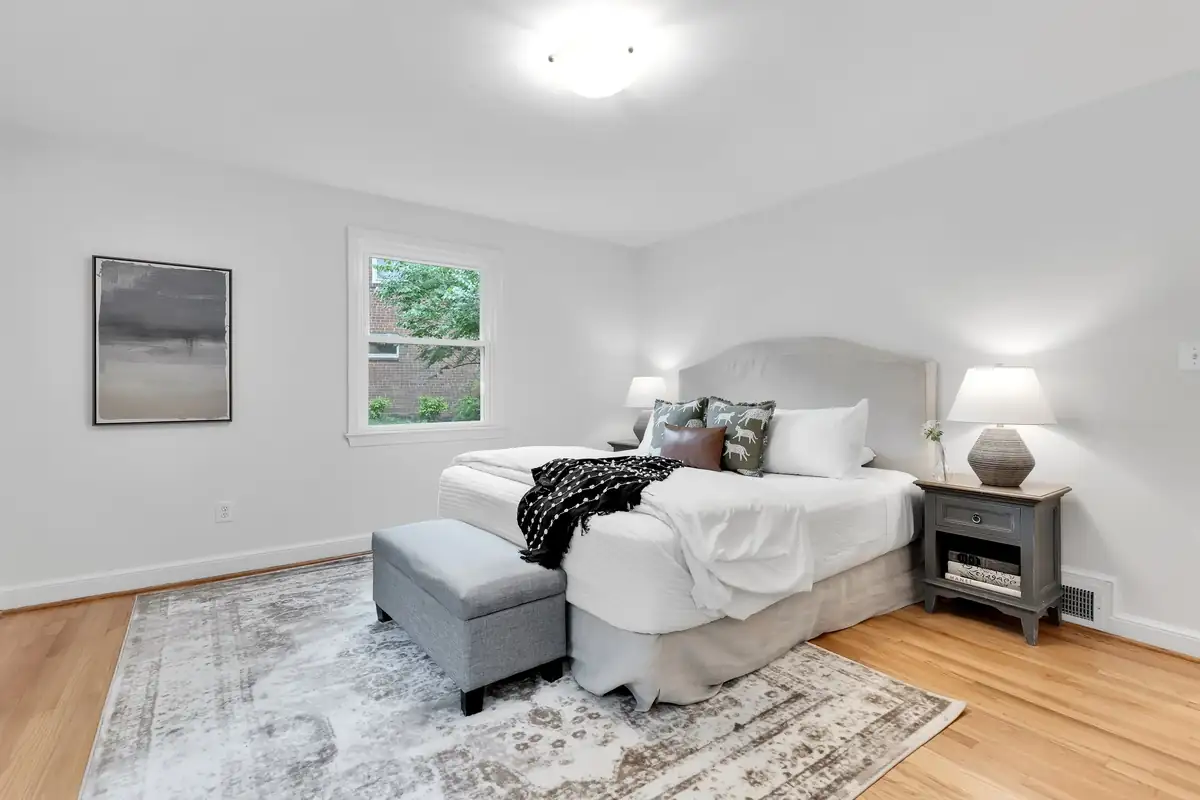 Home staging at Augmenting the Sellers Existing Furniture, photo 19 of 103
