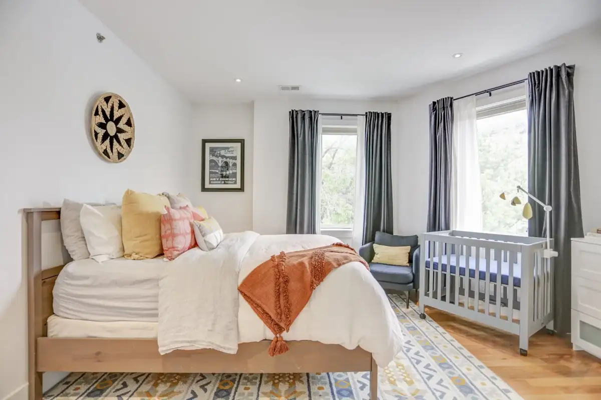 Home staging at Augmenting the Sellers Existing Furniture, photo 47 of 103