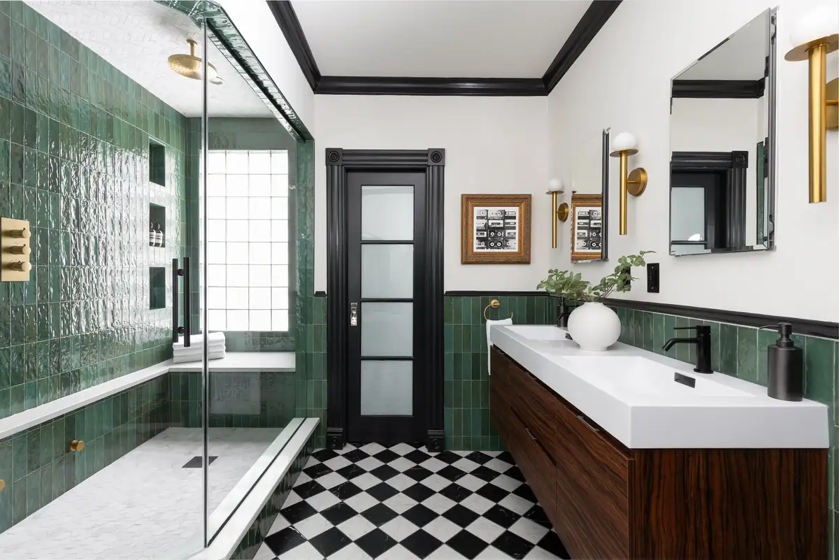 Interior design project: Master Bathroom