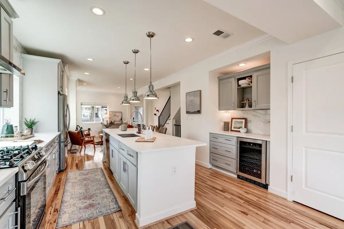 401 Delafield Pl NW-22.jpg