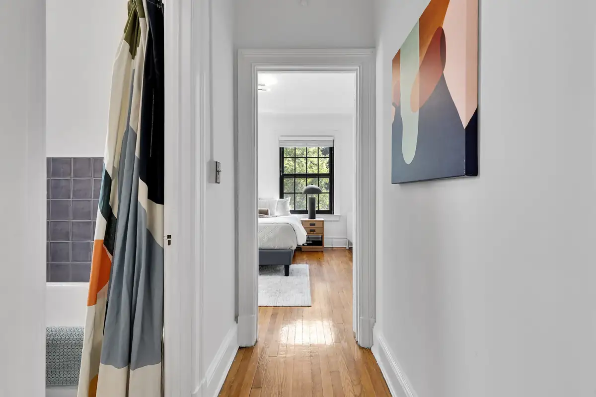 1101 L St NW 307-0019.jpg