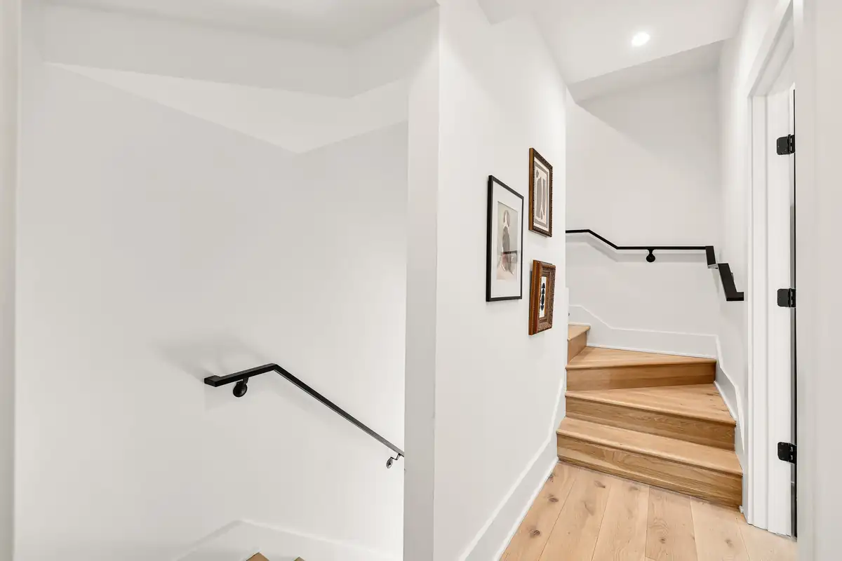 1460 Rhode Island Ave NW P8-0027.jpg