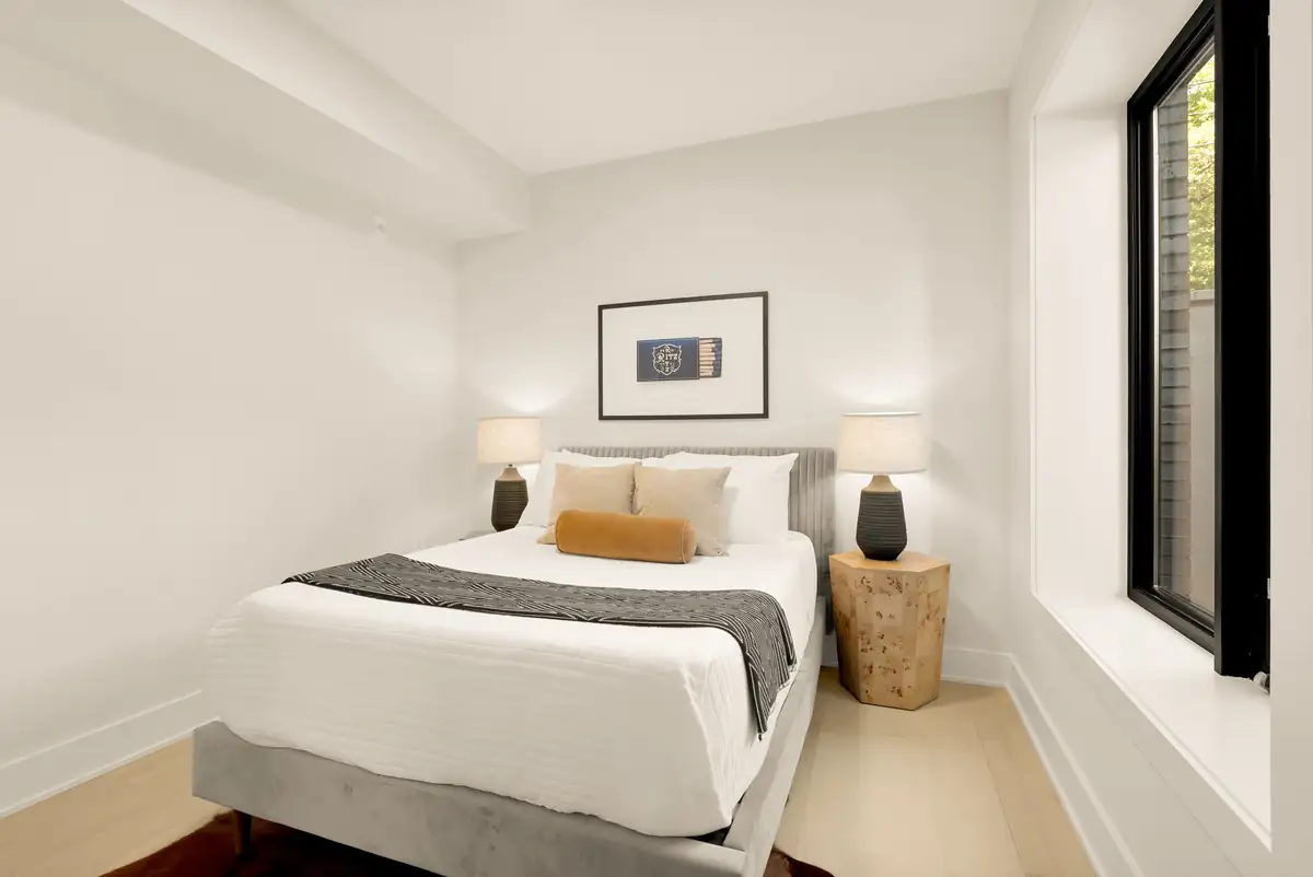 3934 14th St NW B-0013.jpg