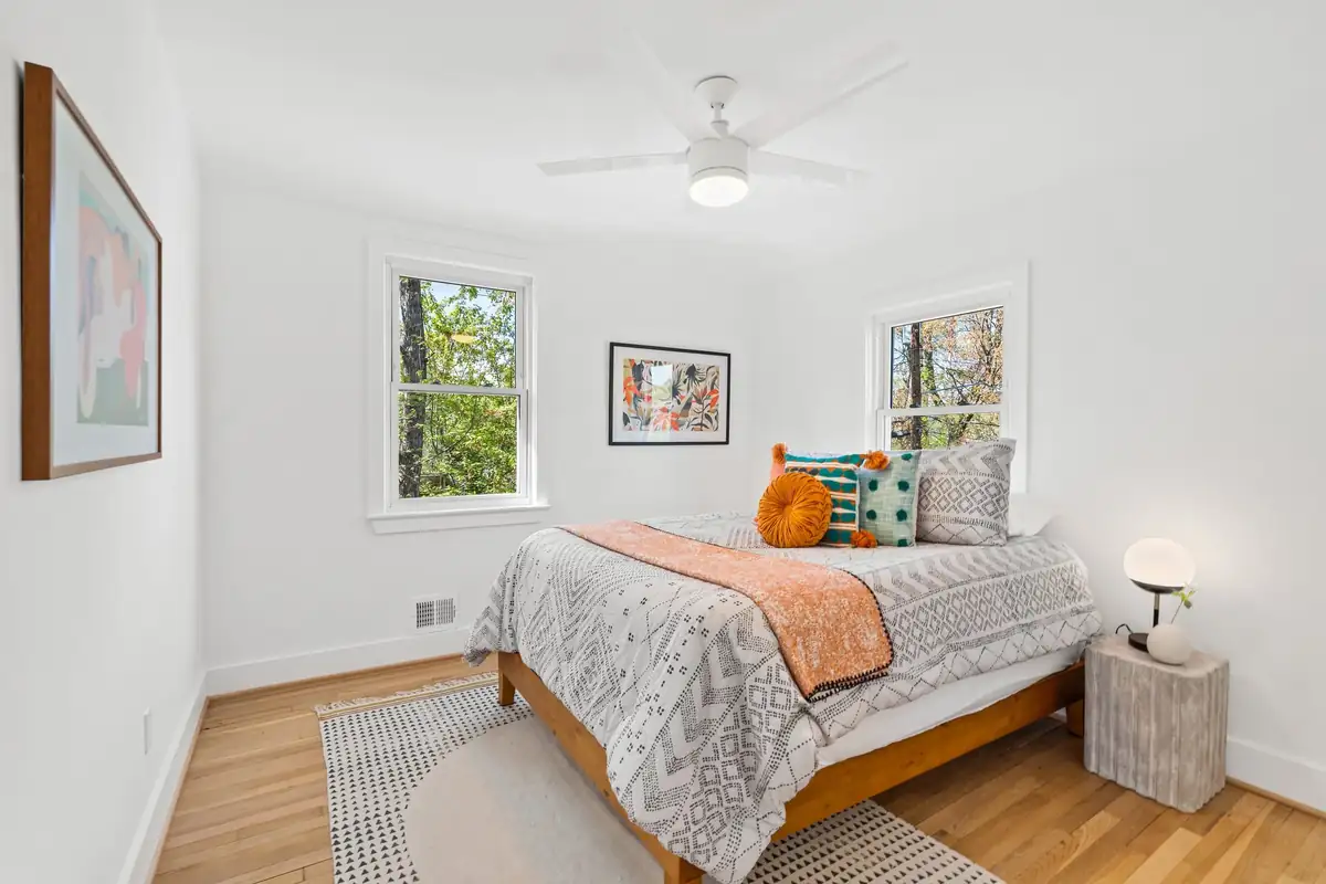 1515 Jonathan St - 0039.jpg