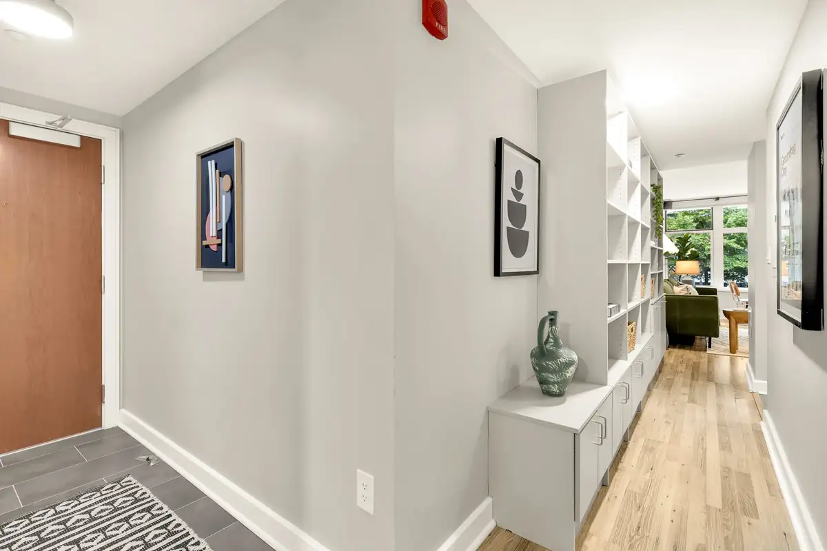 1150 K St NW 202-0009.jpg