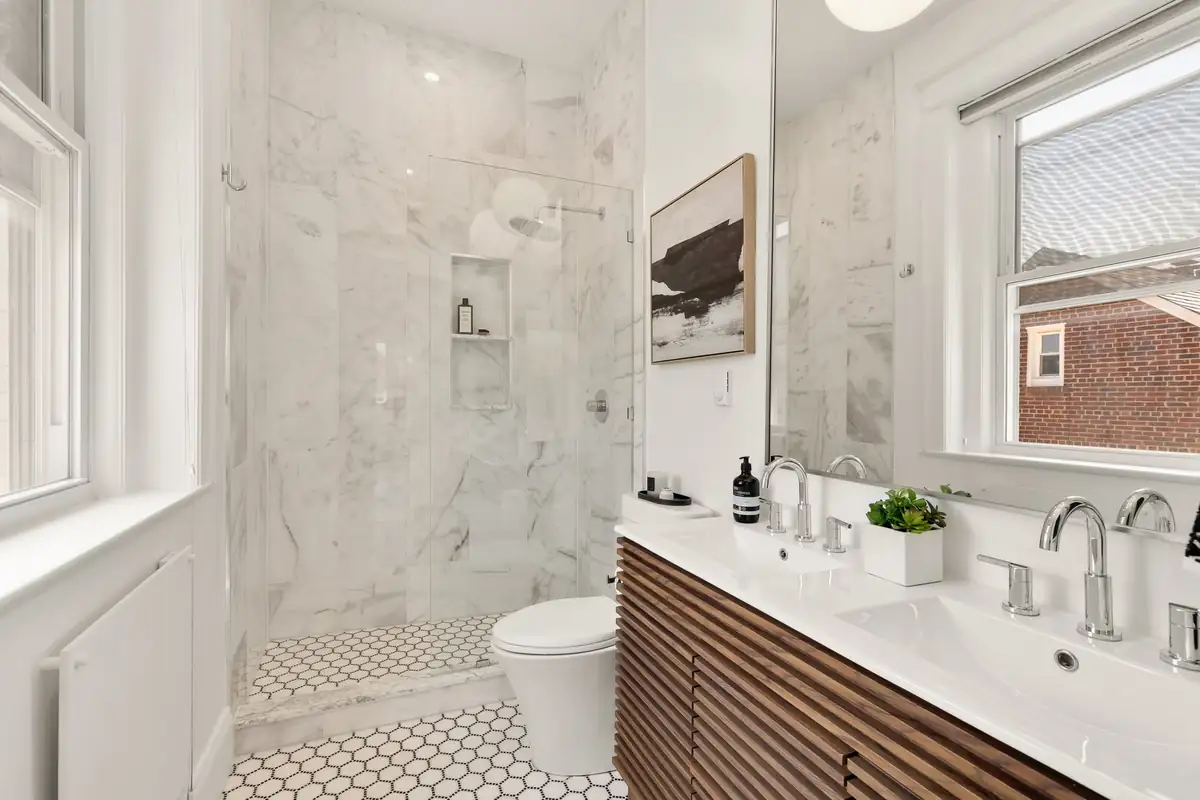 1411 Longfellow St NW-0049.jpg