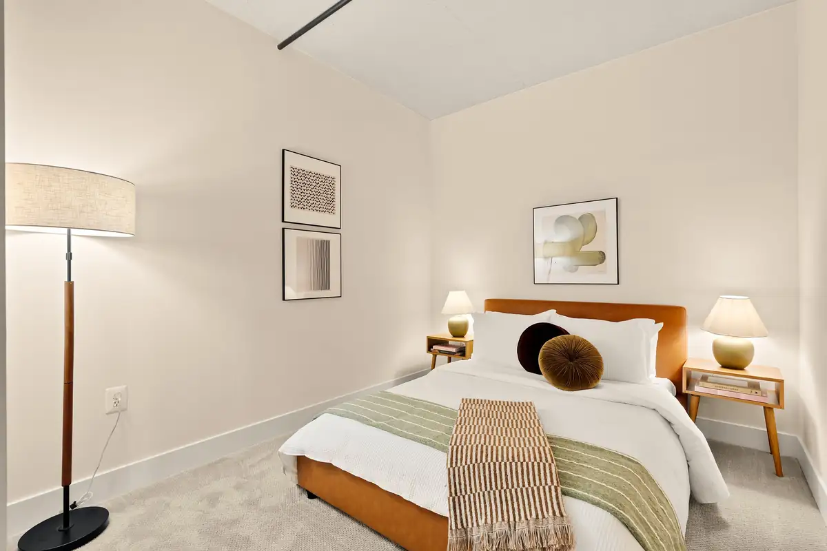 2125 14th St NW 427-0031.jpg