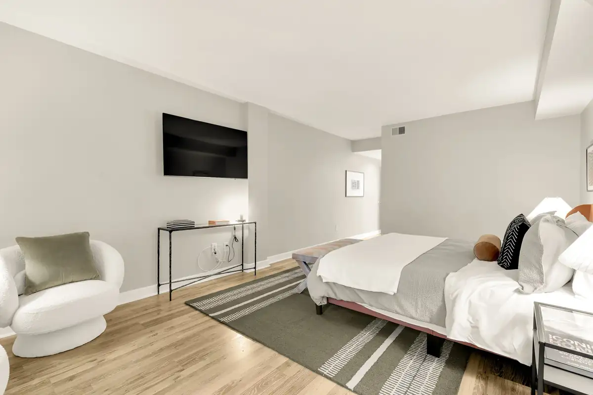 1150 K St NW 202-0030.jpg
