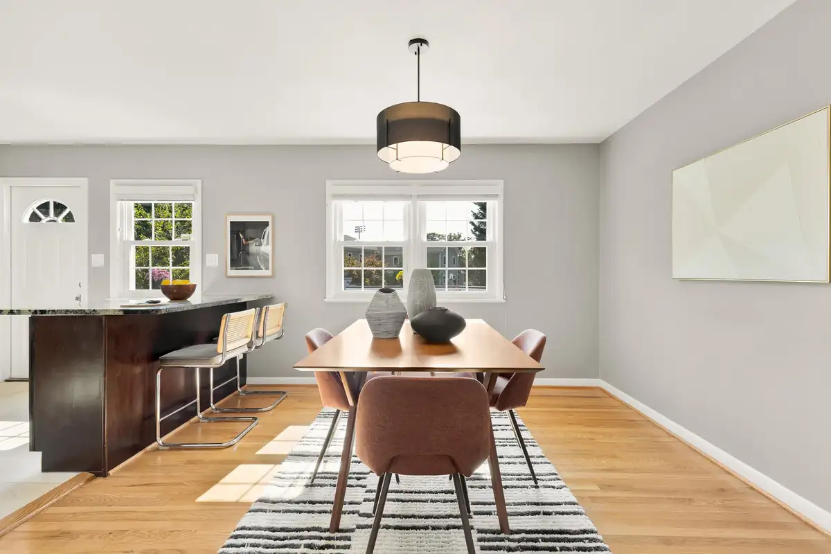 3424 Ramsgate Terrace-0010.jpg