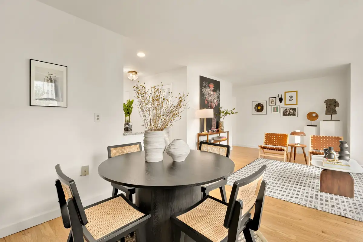 2440 16th St NW 507-0010.jpg