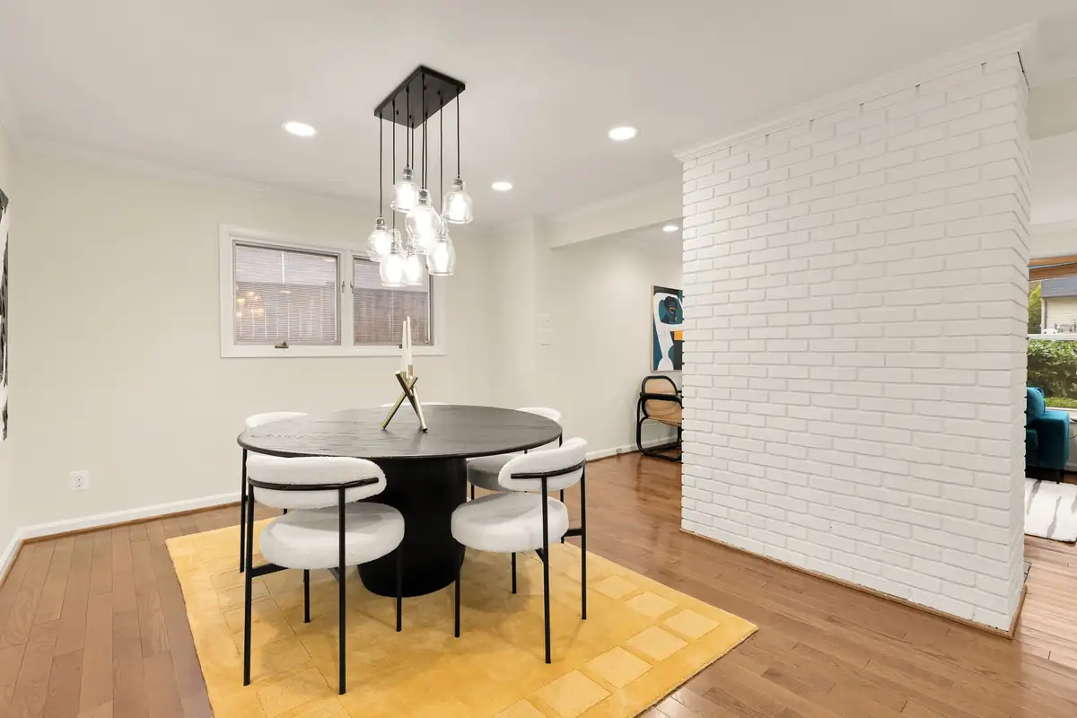 5816 Vandergrift Ave-0015.jpg