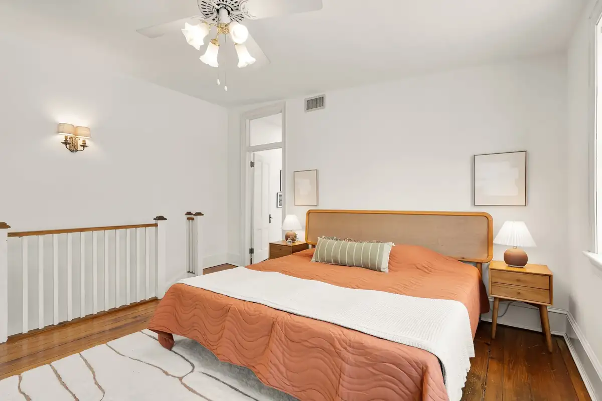 509 E Capitol St SE-0038.jpg