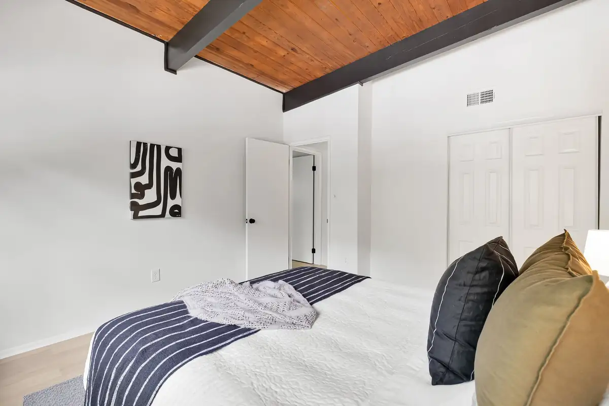 7829 Enola St 202-0026.jpg