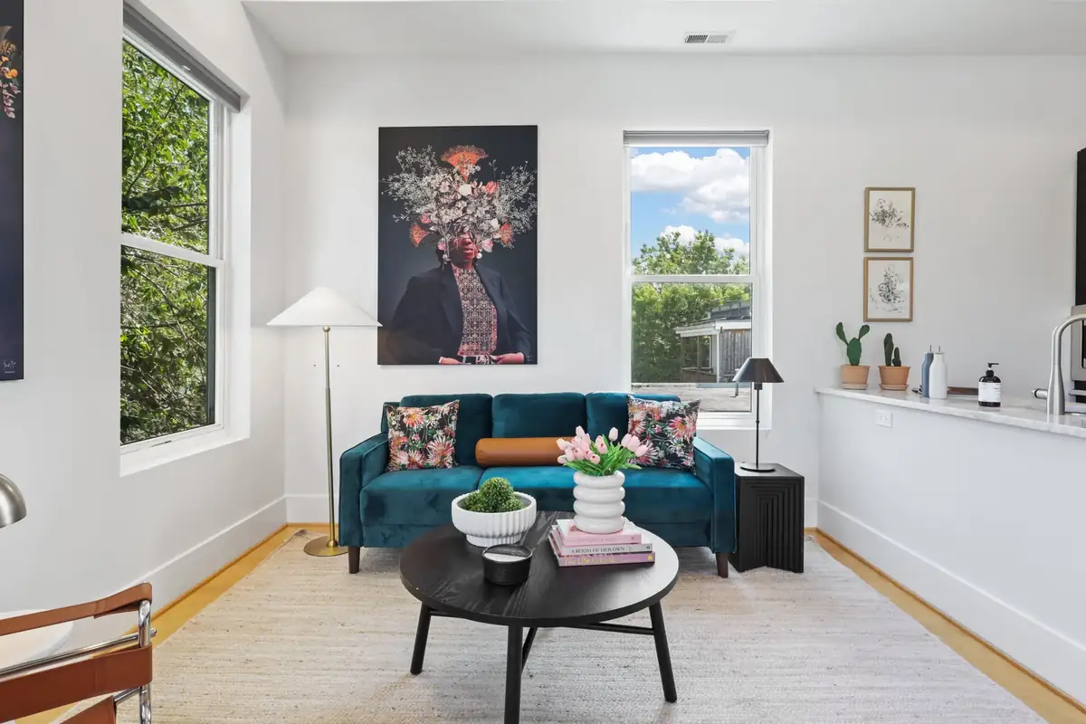 Home staging at 515 Q St NW #3