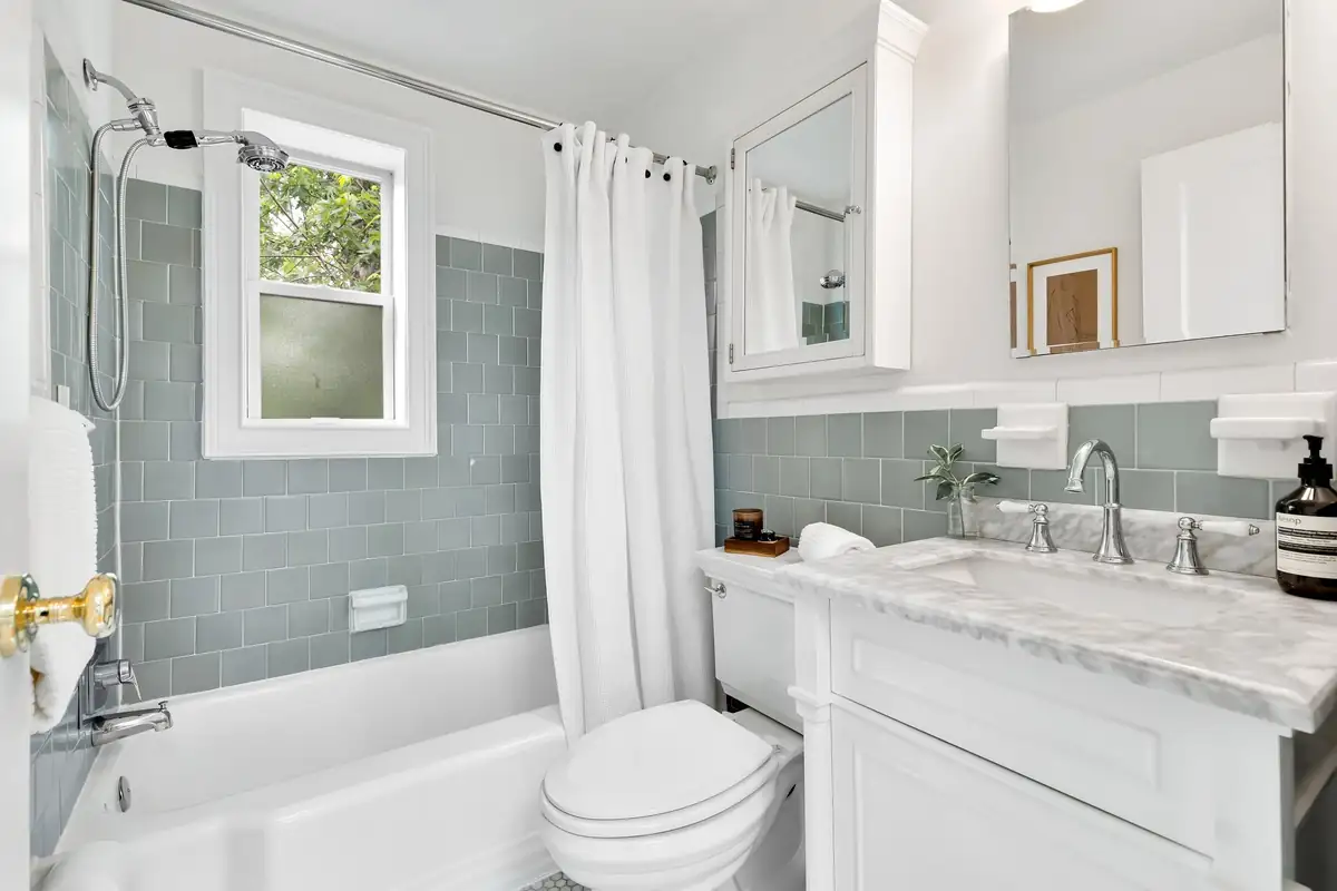 1743 N Cliff St -0023.jpg