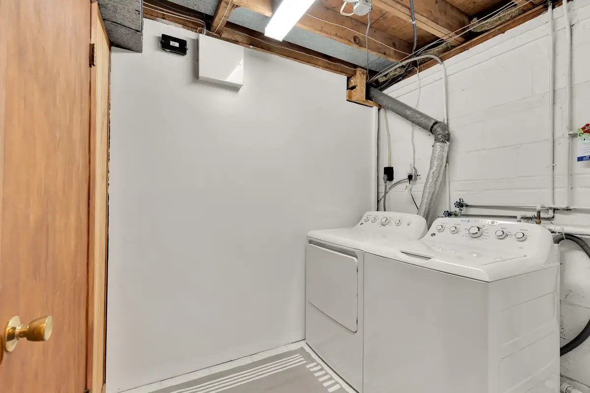 3424 Ramsgate Terrace-0045.jpg