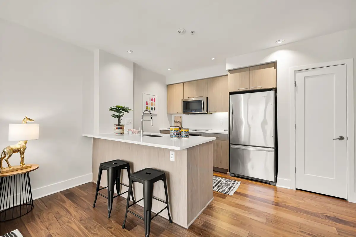 2331 15th St NW 305N-0014.jpg