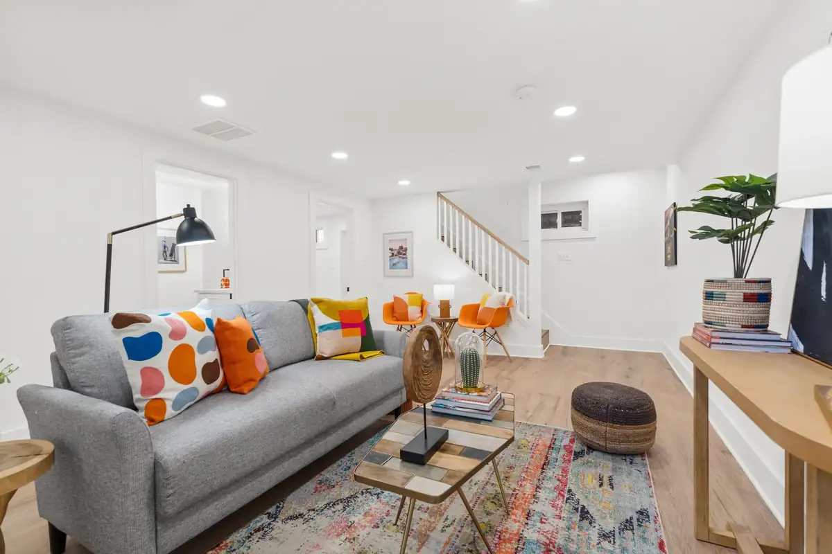 1515 Jonathan St - 0058.jpg