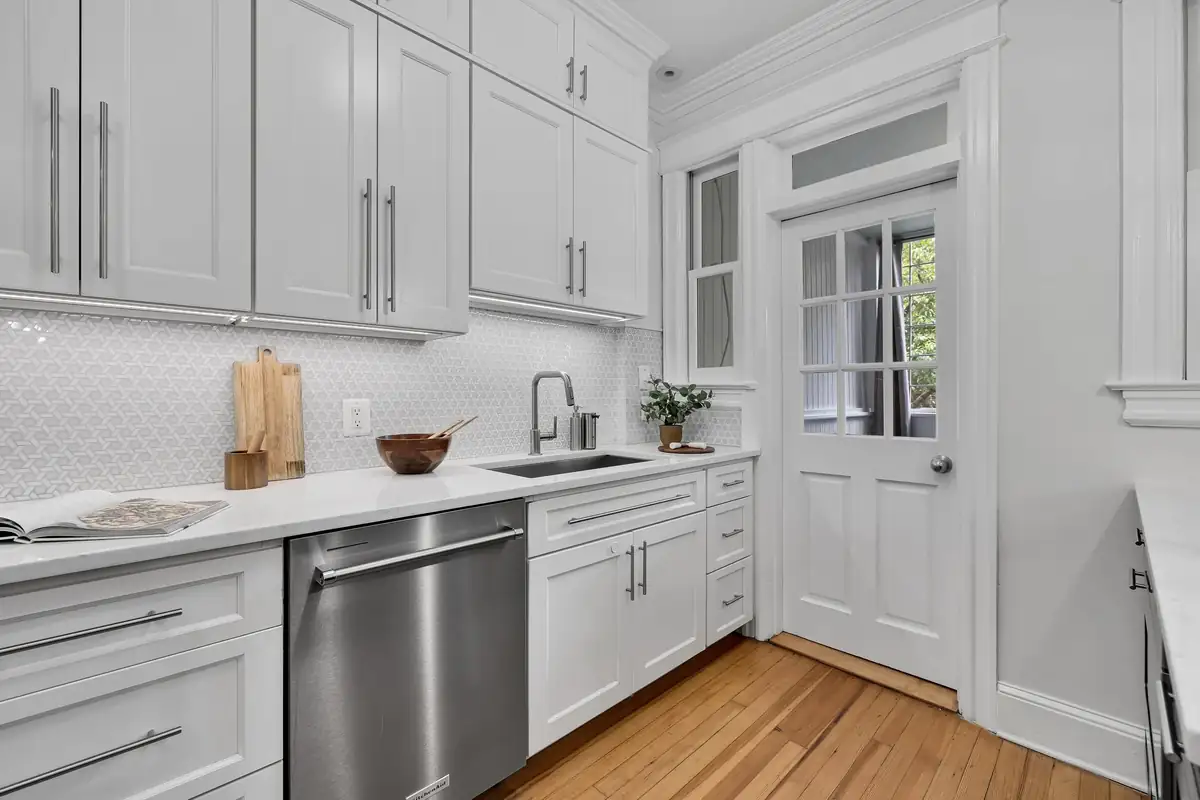 3203 Adams Mill Rd NW -0015.jpg