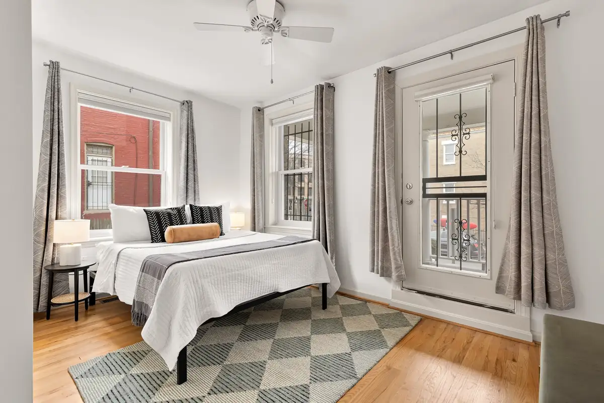 Home staging at 1030 Fairmont St NW #104