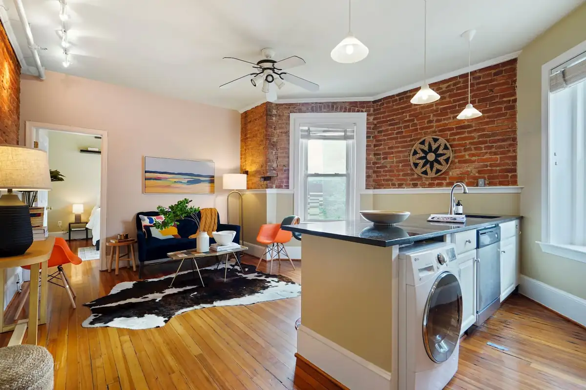 015_3155_MOUNT_PLEASANT_ST_NW_304_400512_749426.jpg